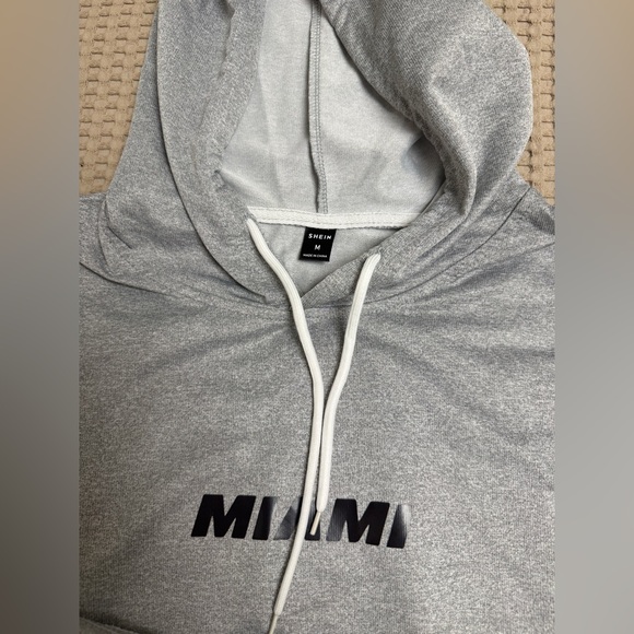 SHEIN Gray Athletic Shorts and Sleeveless Hoodie Set - Picture 4 of 4